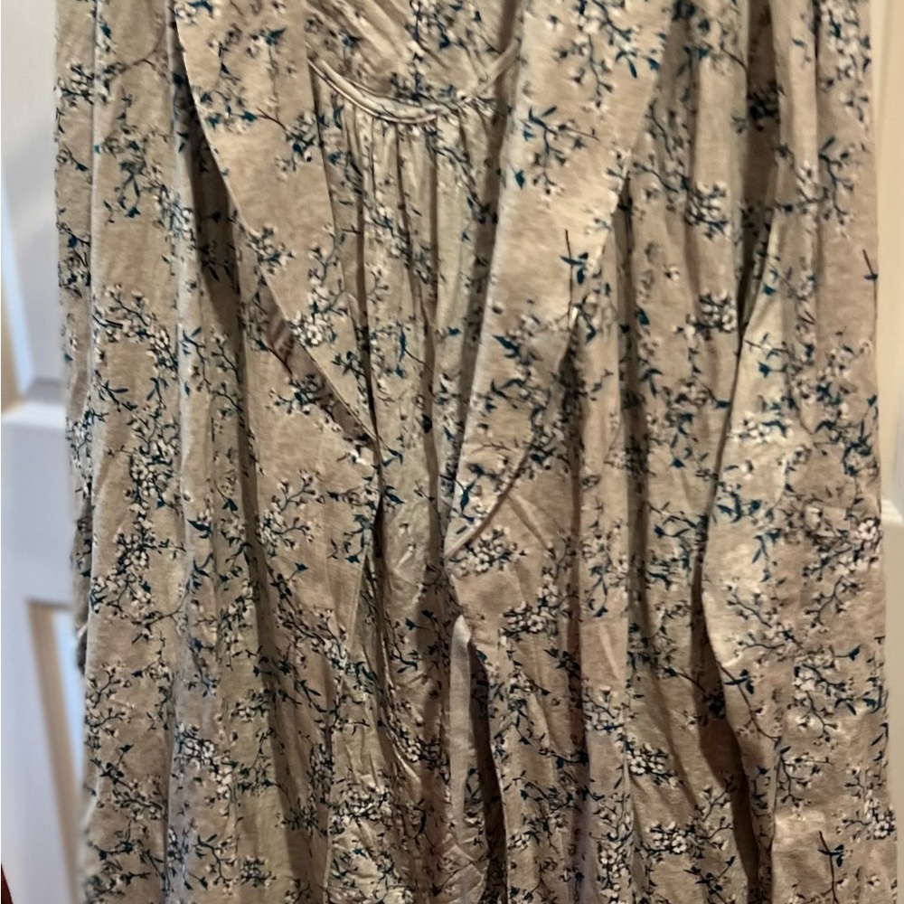 Pajamas and Robe - Picture 2 of 8